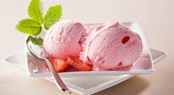 Rezept für hausgemachtes Erdbeereis