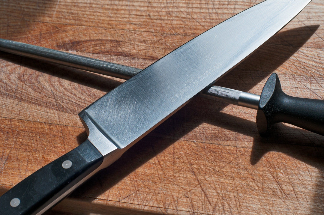 Halten Sie Ihre Messer scharf