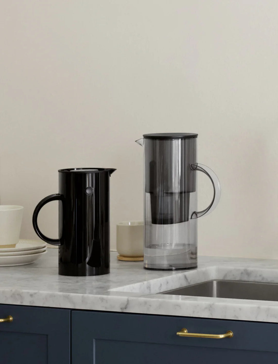 Stelton - EM77 Wasserfilterkanne 2 l. Rauch