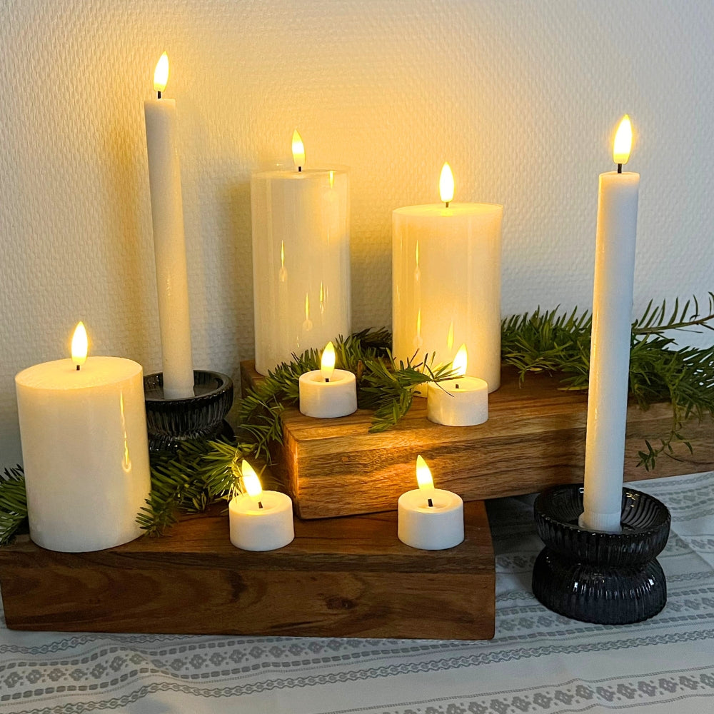 LED-Lichterkette, 10-teilig – 3 Blockkerzen, 2 Kerzenlichter, 4 Teelichter, 1 Fernbedienung mit Timerfunktion