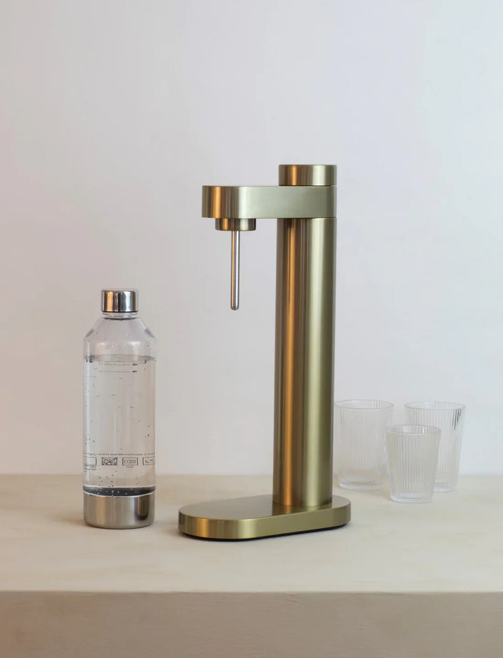 Stelton - Wassersprudler BRUS Gebürstetes Messing
