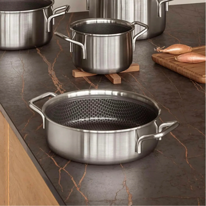 Eva Trio – Stielkasserolle 24 cm, Mosaikkeramik