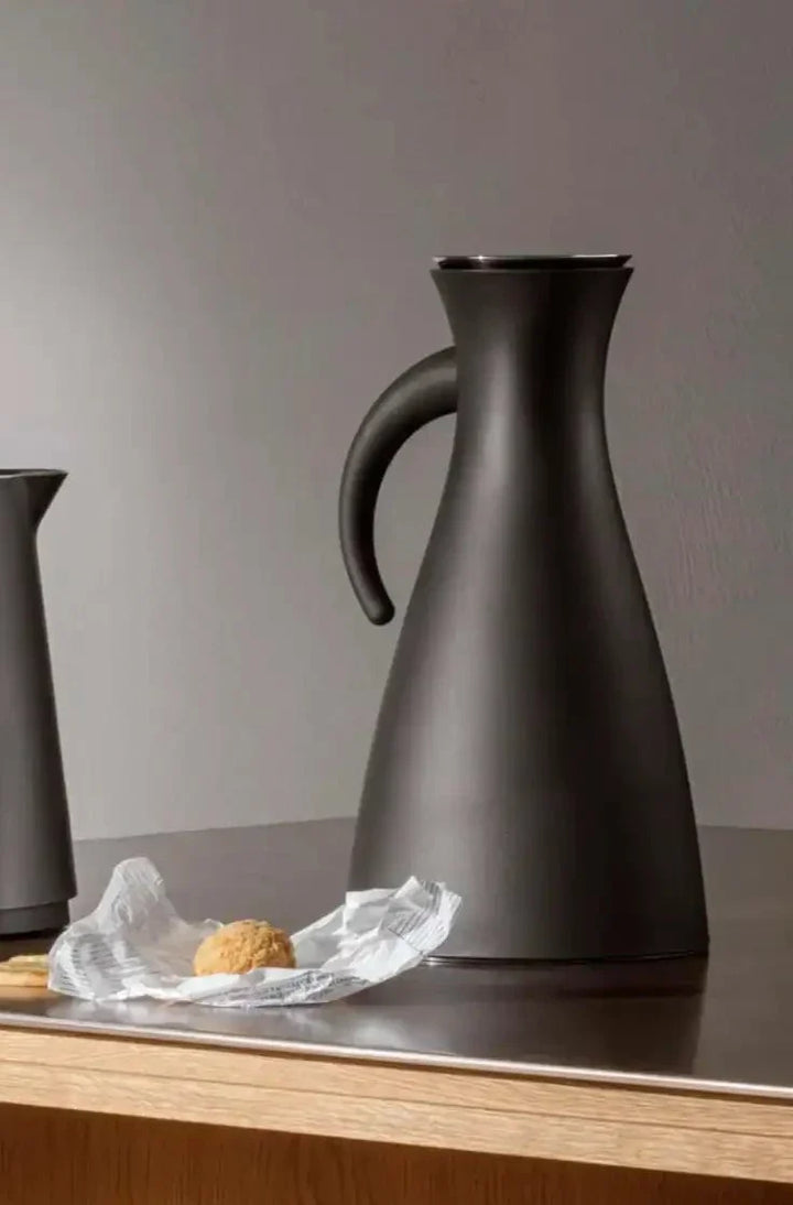 Eva Solo - Thermoskan 1 l - Zwart