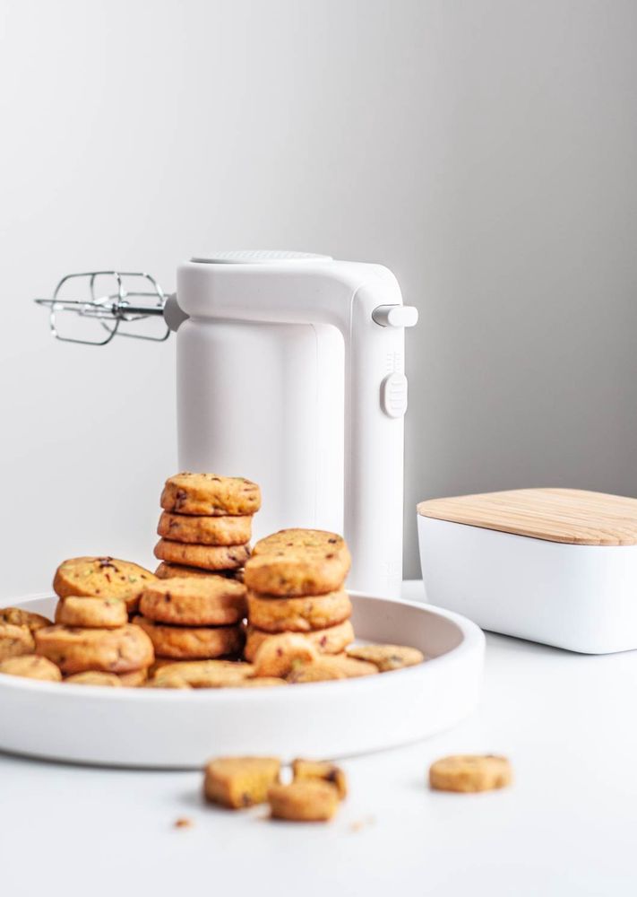 RIG-TIG - FOODIE Handmixer - weiß