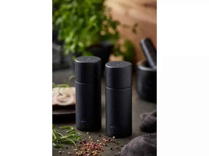 Holm – Salz- und Pfeffermühlen-Set 15,2 cm Schwarz