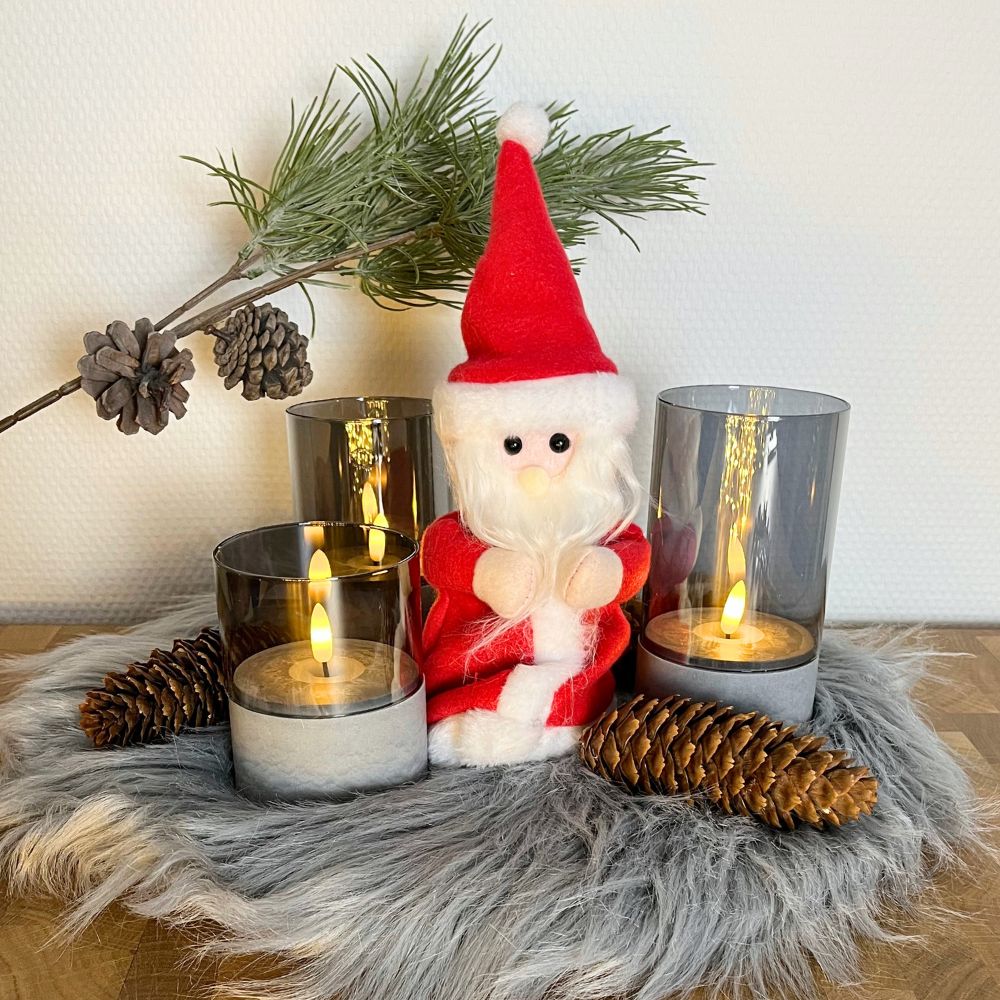 Weihnachtsmann – 17,5 cm, spielend und tanzend