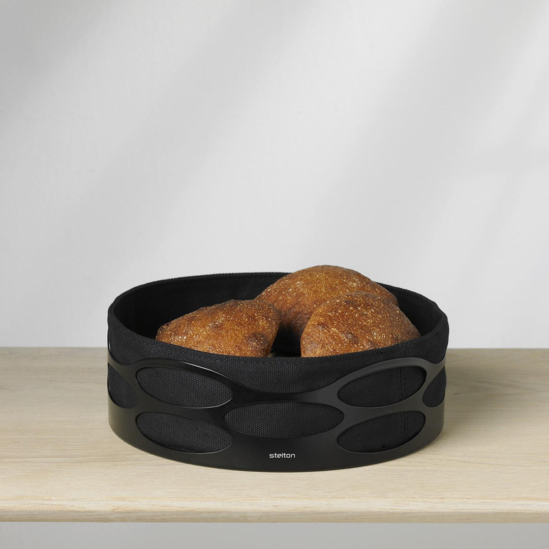 Stelton - Embrace Brotschale Ø23 cm - schwarze Tasche
