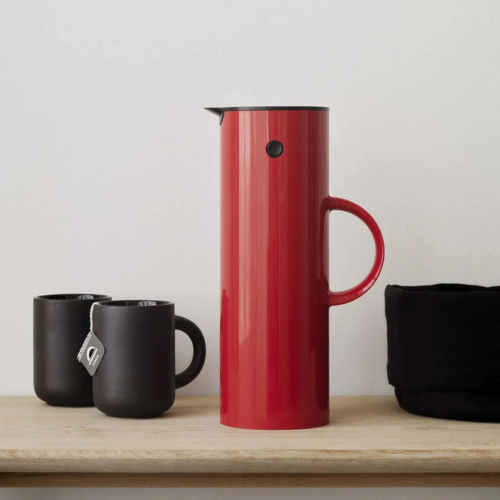 Stelton - Thermoskanne 1 L. - Kirschrot