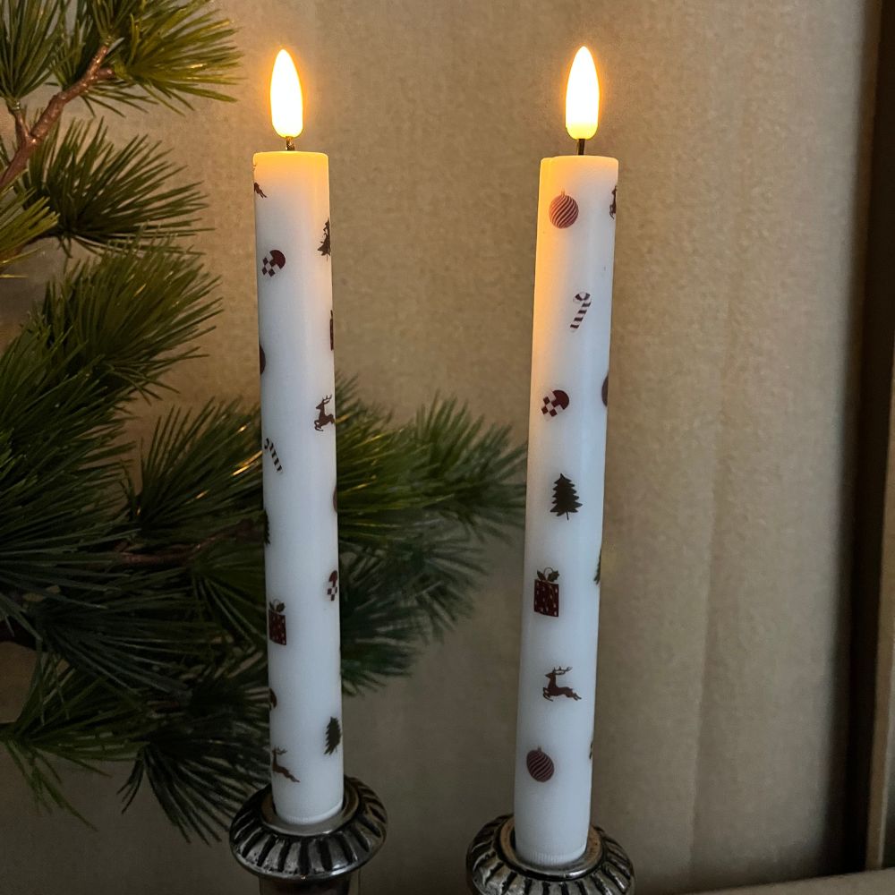 2 LED-Kerzenlichter mit Weihnachtsgirlandenmotiv