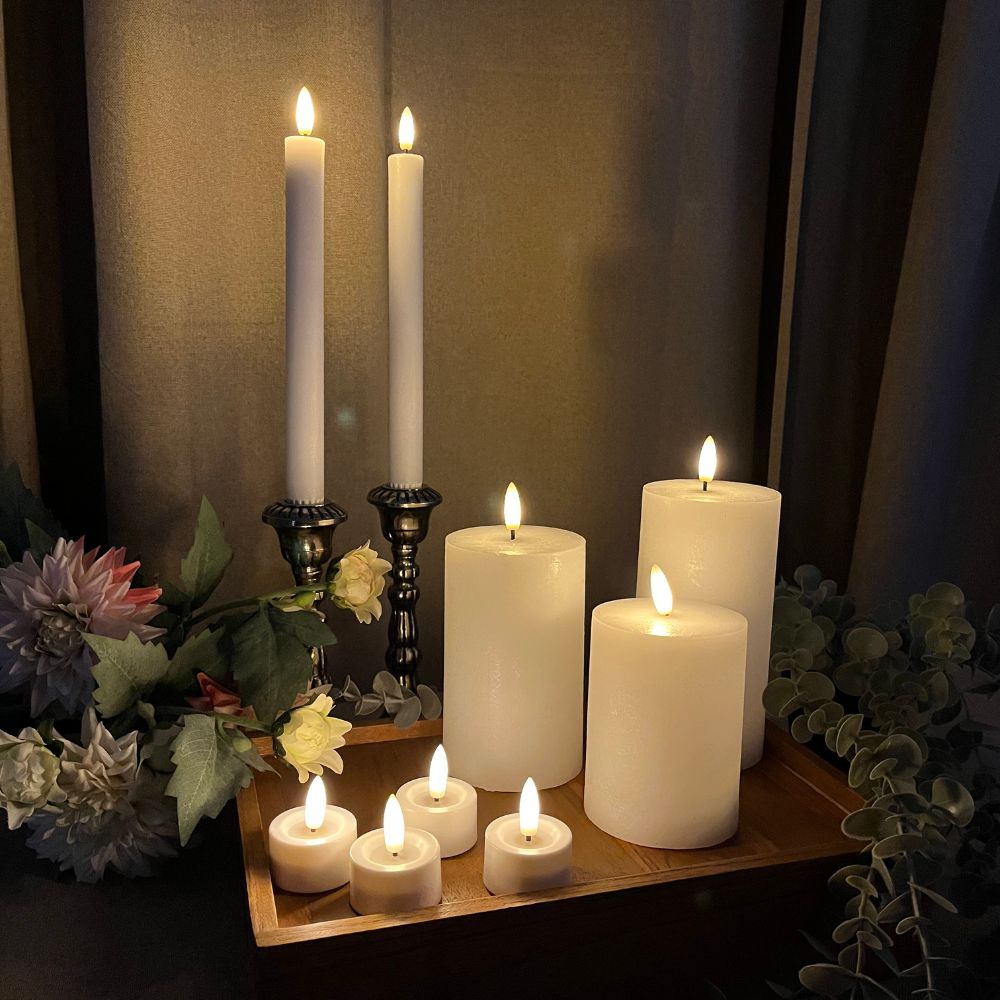 LED-Lichterkette, 10-teilig: 3 Blocklichter, 2 Kerzenlichter, 4 Teelichter, 1 Fernbedienung