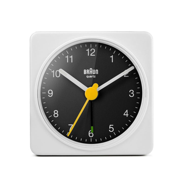 Braun – Klassischer Wecker BC02WB Quarz quadratisch – Weiß