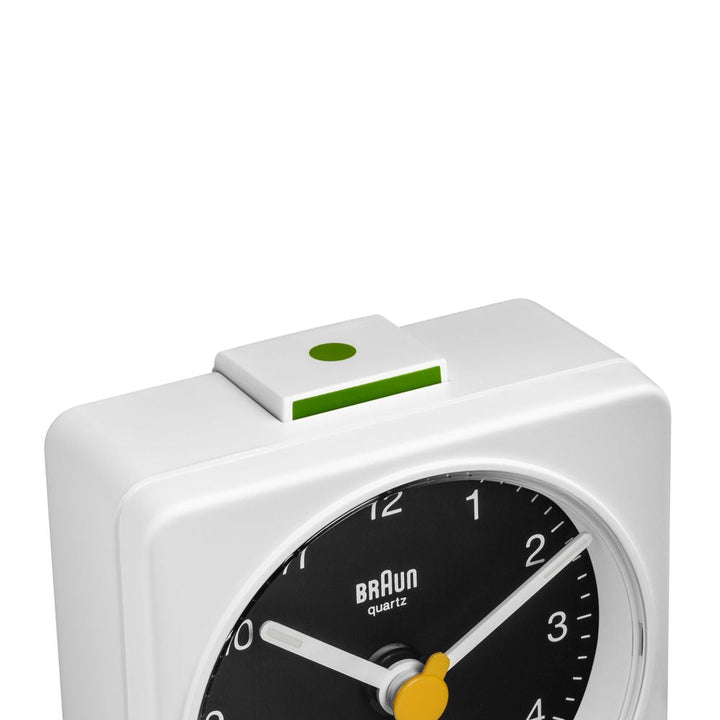 Braun – Klassischer Wecker BC02WB Quarz quadratisch – Weiß