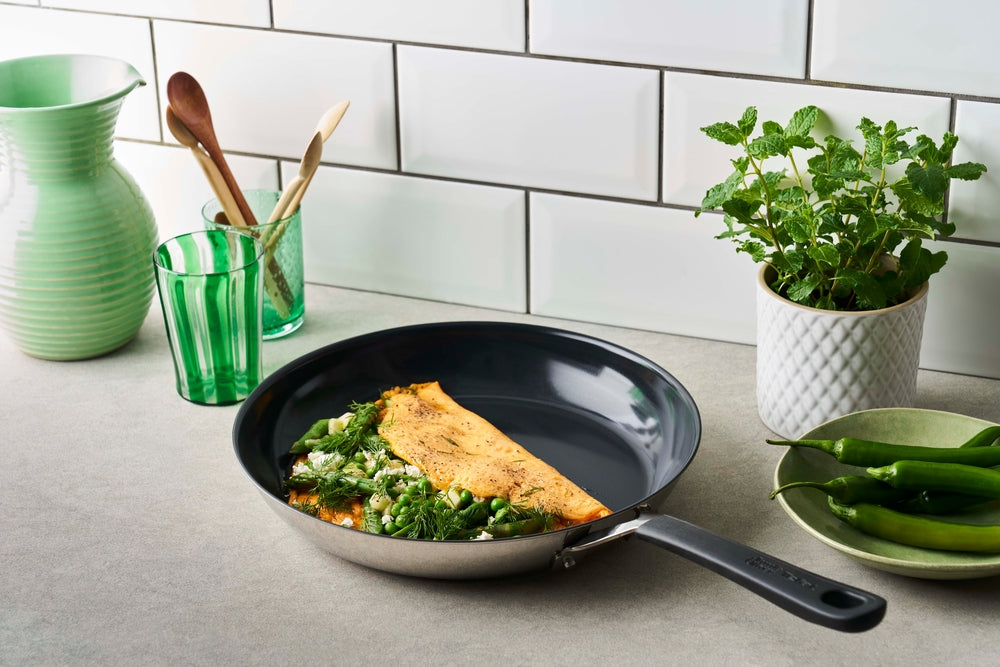 Jamie Oliver Quick &amp; Easy Edelstahl-Keramik-Bratpfanne 24 cm