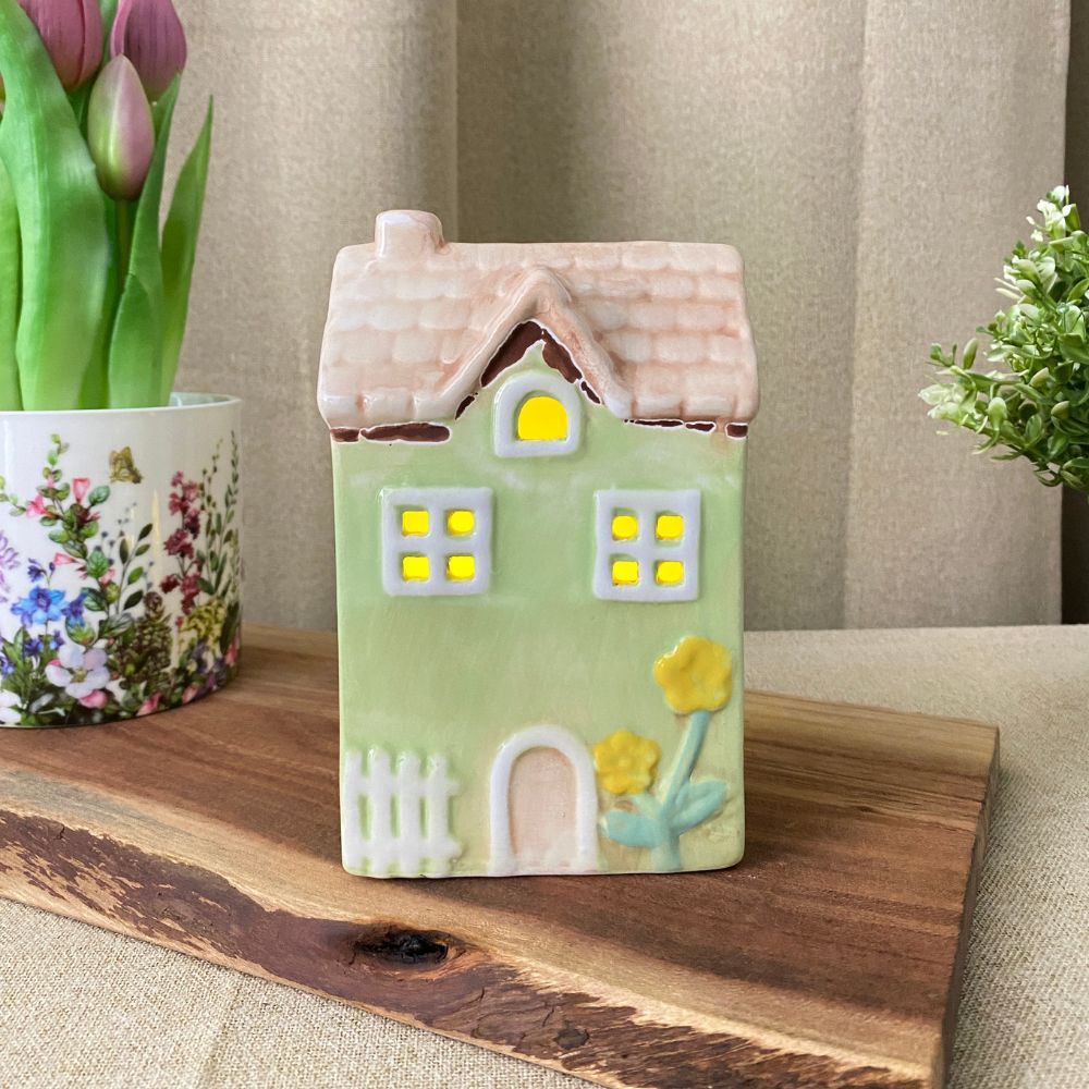 Lichthaus für Teelicht 9,5x6,5x15 cm Keramik grün