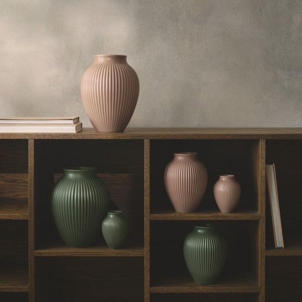 Knabstrup - Vase H 27 cm Wellenmuster Matte Altrosa