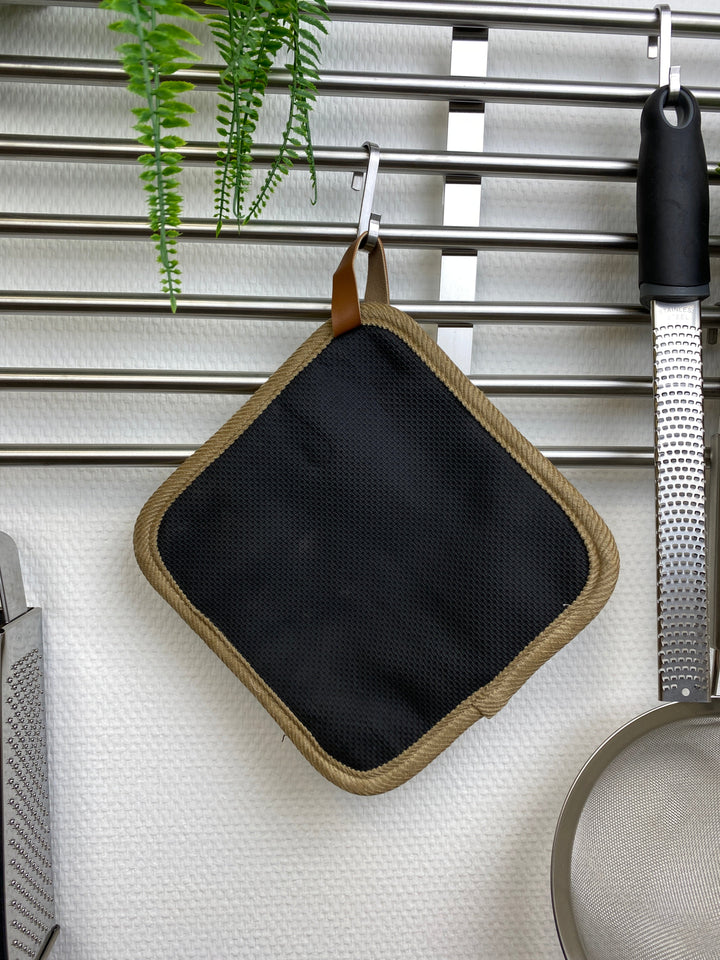 Alltagstauglicher Topflappen aus Neopren, 20 x 20 cm