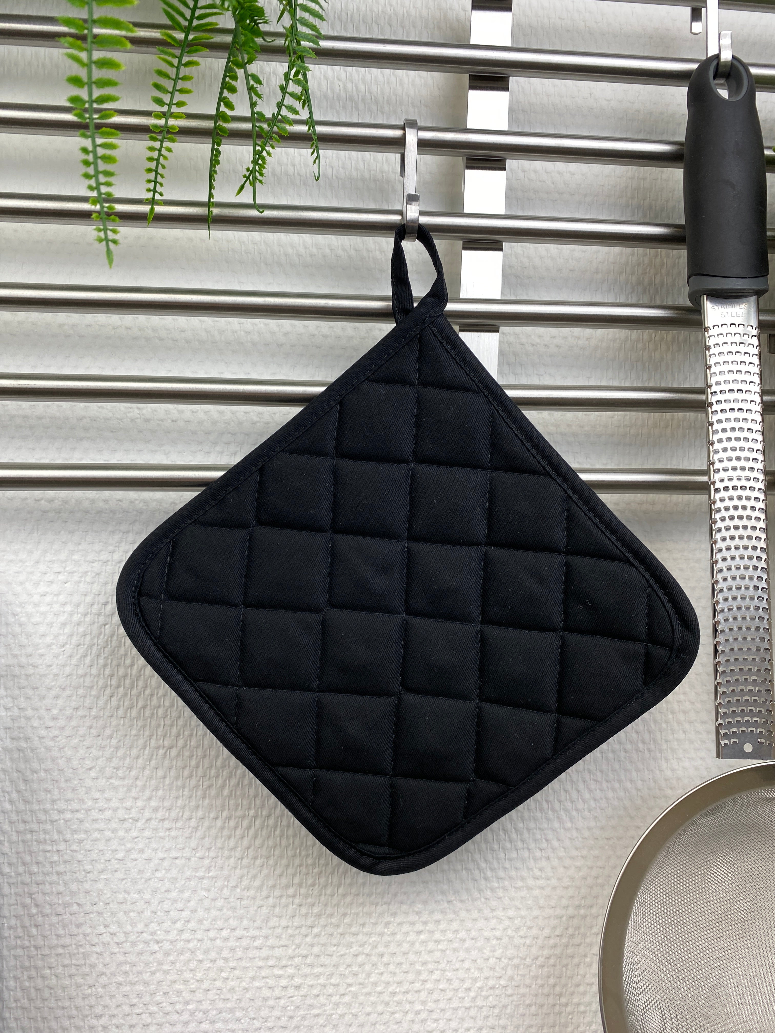 Täglich - Topflappen 19x19 cm schwarz