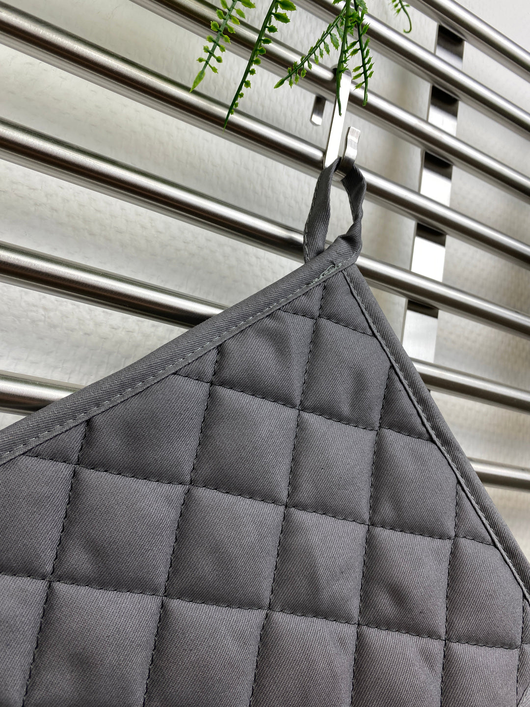 Täglich - Topflappen 19x19 cm grau