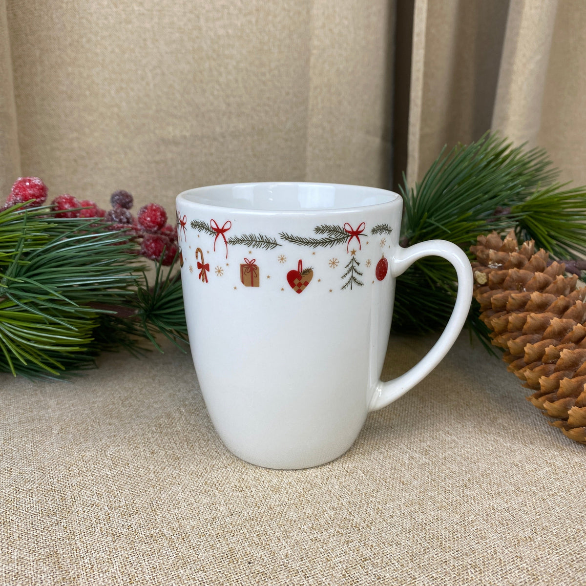 Becher 32 cl mit Weihnachtsmuster