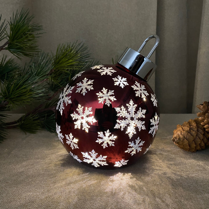 Weihnachtskugel mit LED und Schneeflocken, Ø 15 cm