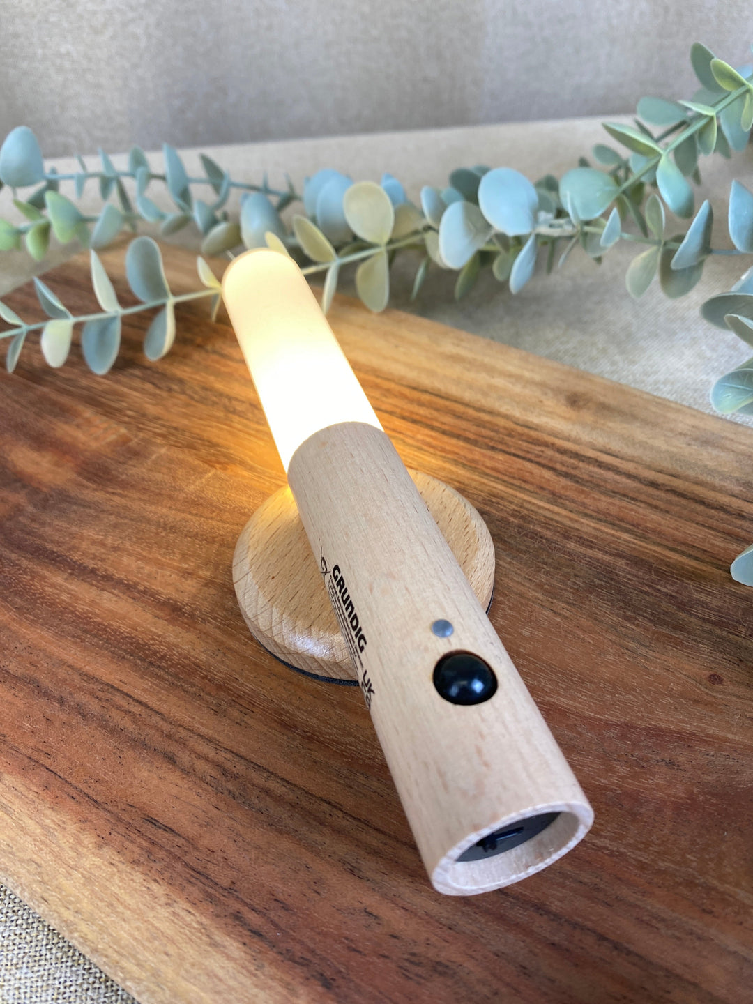 Grundig - Sensorlampe, verschiedene Farben