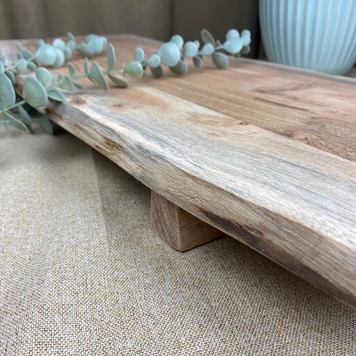 Servierbrett mit Beinen 65x25x5 cm Akazienholz natur