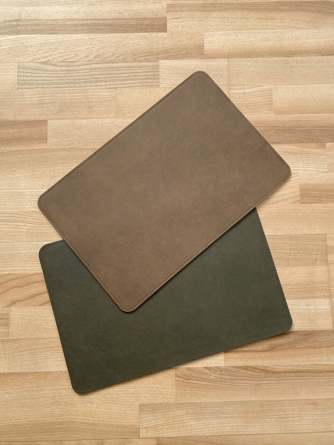 Wendbares Platzset - PU 30x45 cm Armee/Kamel