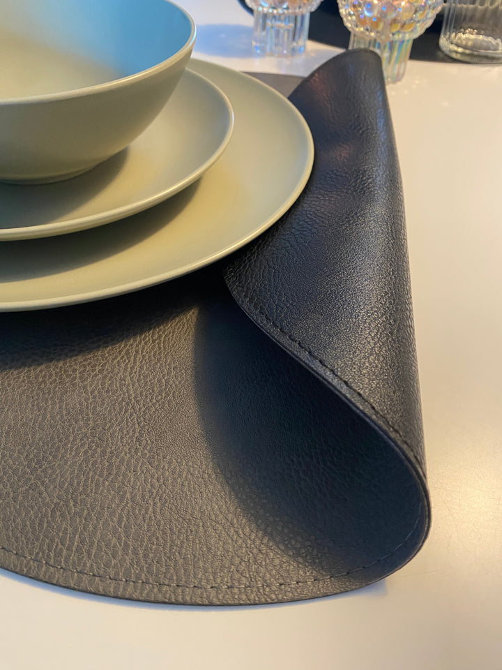 Wendbares Platzset - PU Ø38cm schwarz/grau