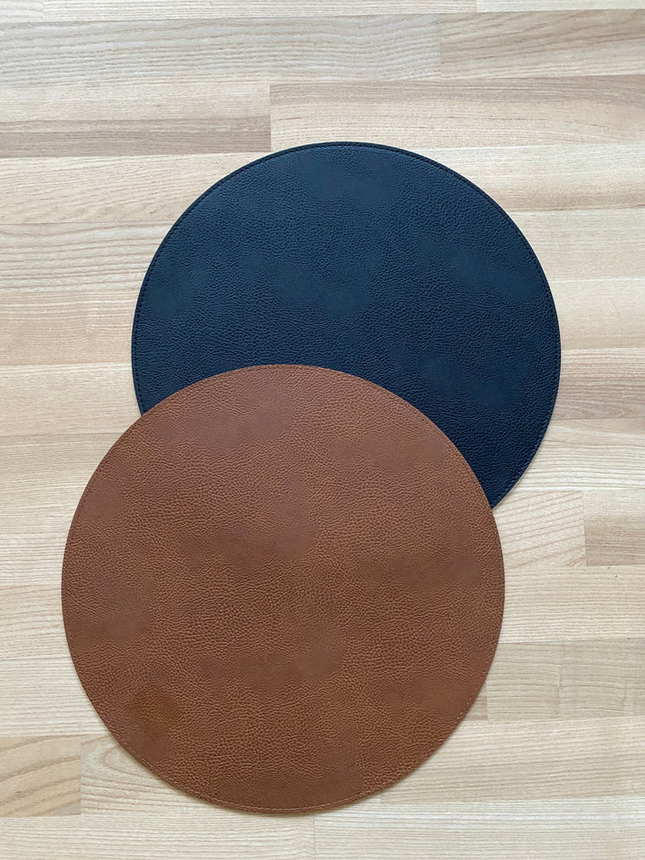 Wendbares Platzset – PU Ø38 cm Cognac/Schwarz