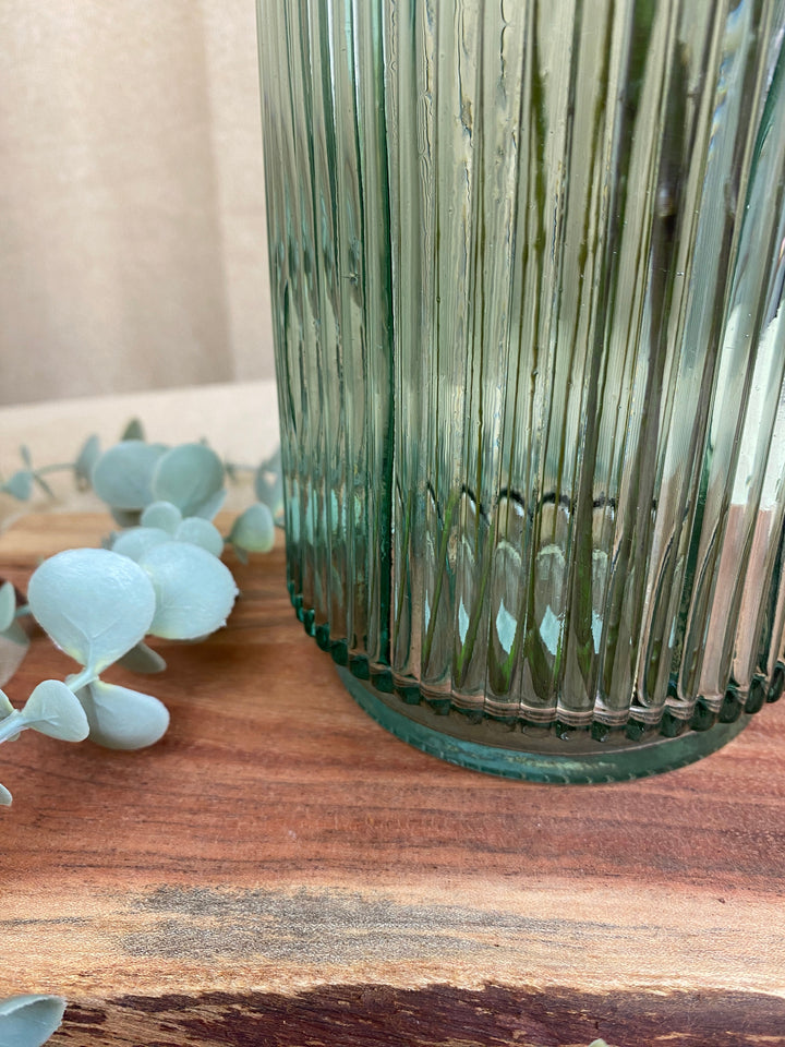 Flora-Vase – geriffeltes Glas, 12 x 25 cm – 3 verschiedene Farben