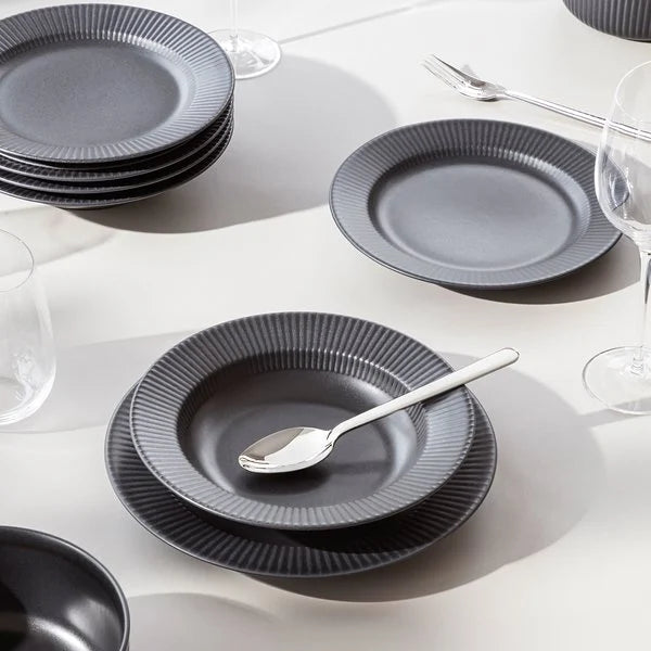 Eva Trio - Legio Nova Tiefer Teller 25cm Schwarz 4 Stück.
