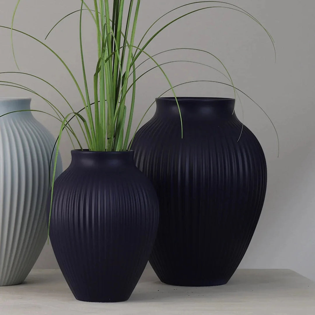 Knabstrup - Vase 27 cm ripple matt dunkelblau