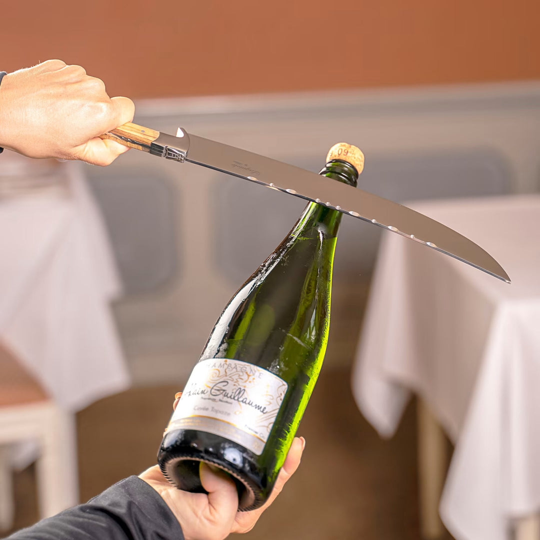 Laguiole von Haws – Champagnersäbel 27,2 cm Olivenholz
