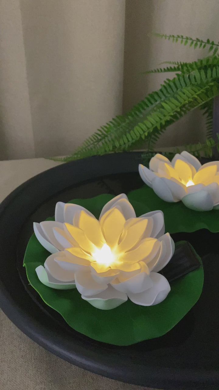 Conzept - Solar-Lotusblume Ø17 cm weiß 2 Stück.