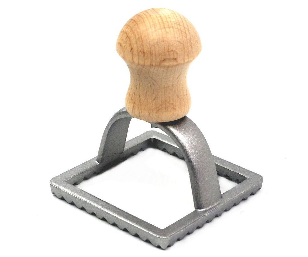 KüchenProfi - Raviolischneider quadratisch 7 cm.