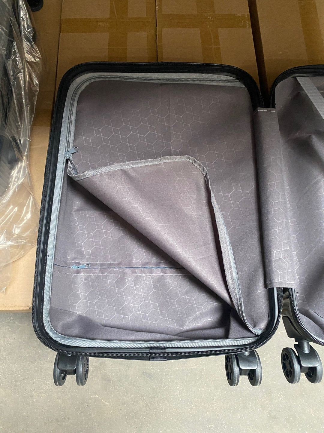 Koffer in Schwarz - ABS 20''