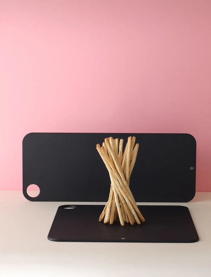 RIG-TIG - Schneidbares Tapas-Servierbrett 48 cm schwarz